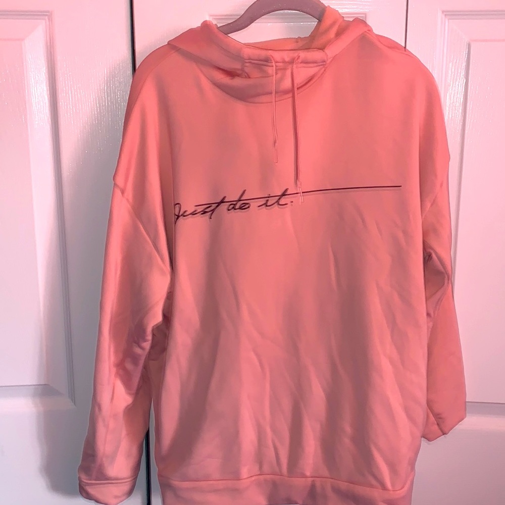 Soft Under Armour sweatshirt size medium.